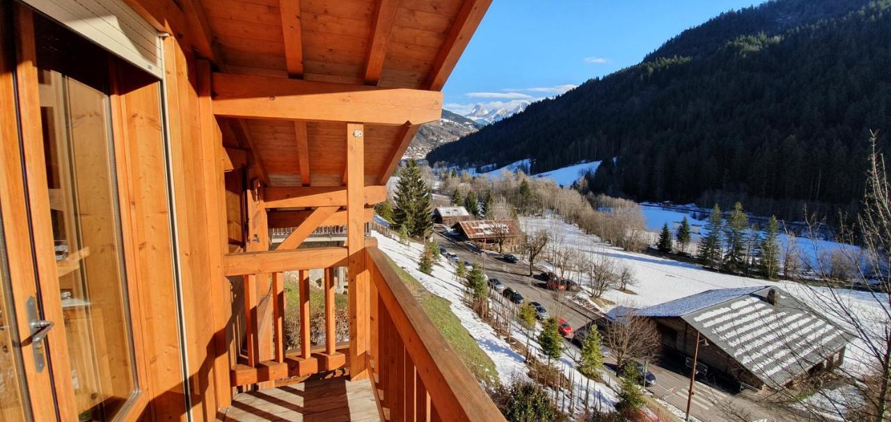 Bienvenue Dans Notre Chalet! Appartement Les Sitelles Le Grand-Bornand Exterior photo