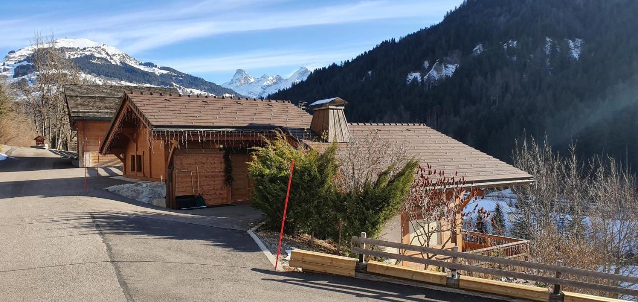 Bienvenue Dans Notre Chalet! Appartement Les Sitelles Le Grand-Bornand Exterior photo